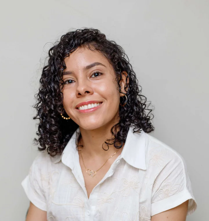 Maria Clara Santos
